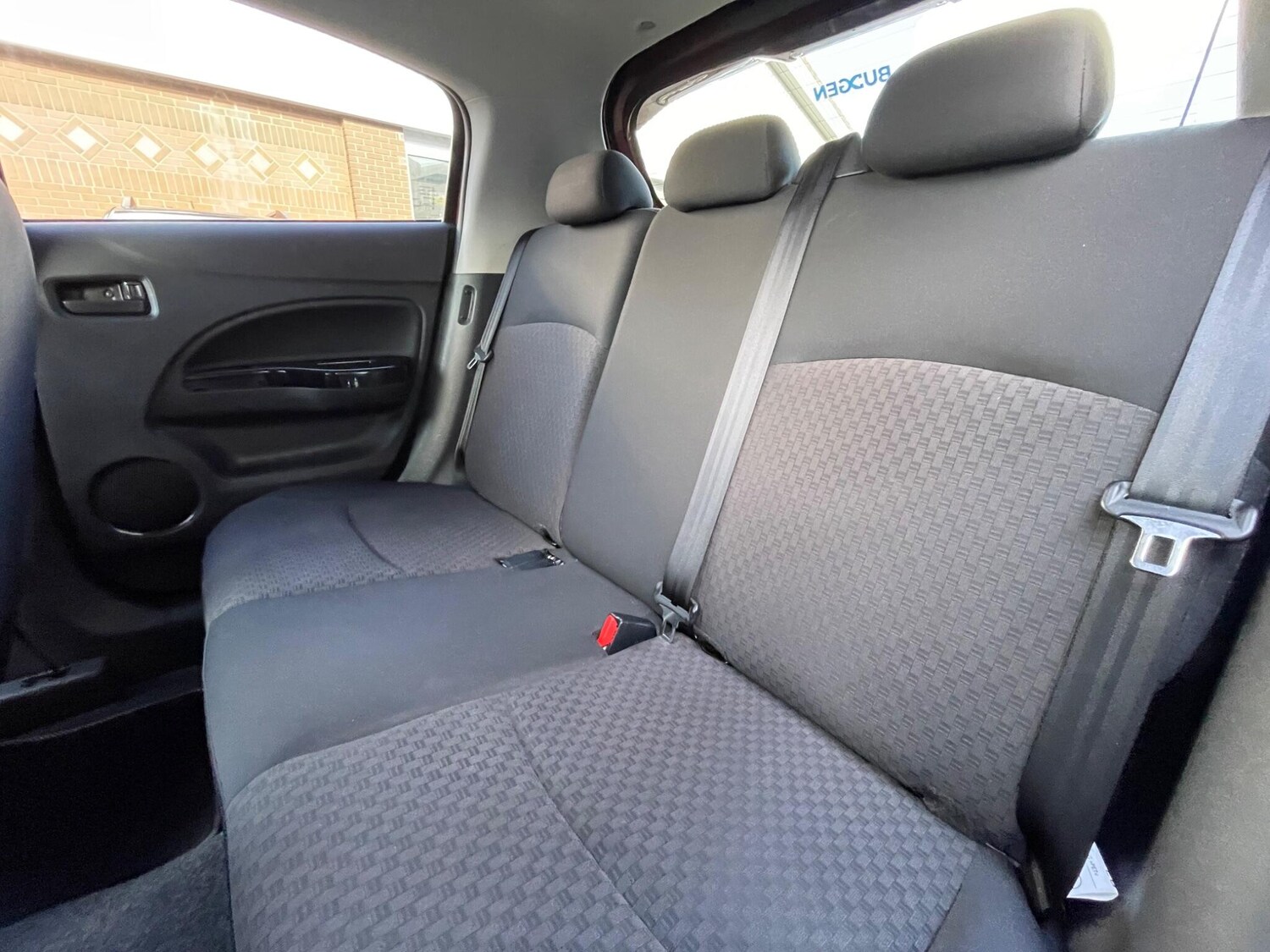 Used Mitsubishi Mirage 2018 for sale - 77625660: Photo 46