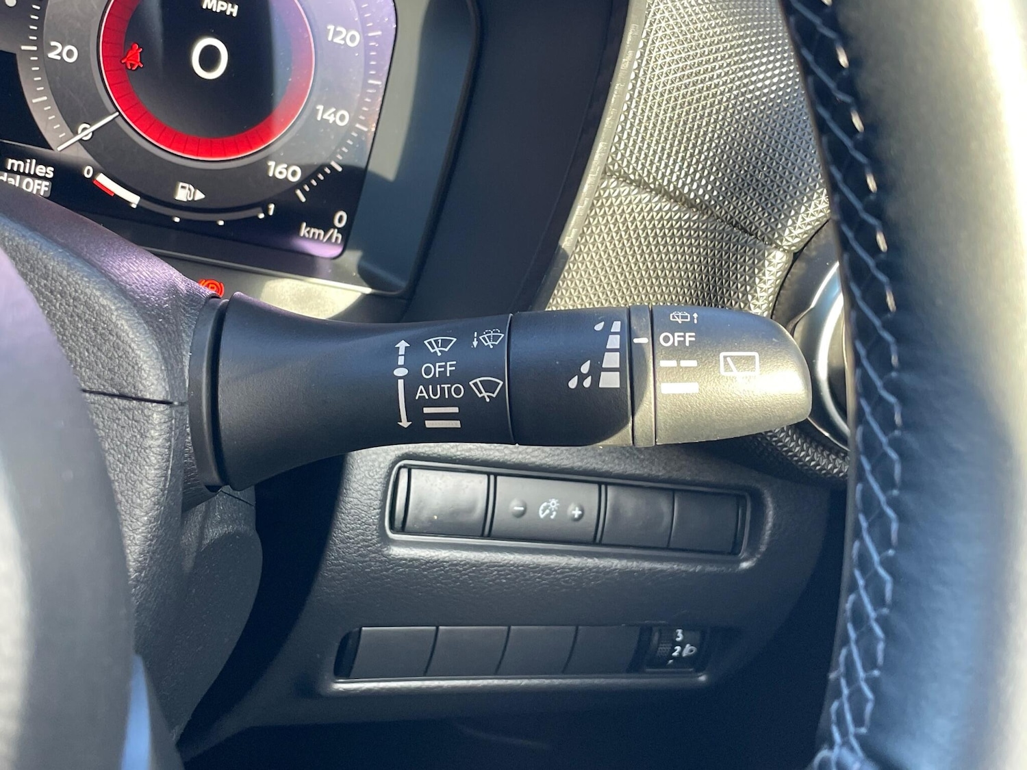 Used Nissan Juke 2024 for sale - 77108773: Photo 45