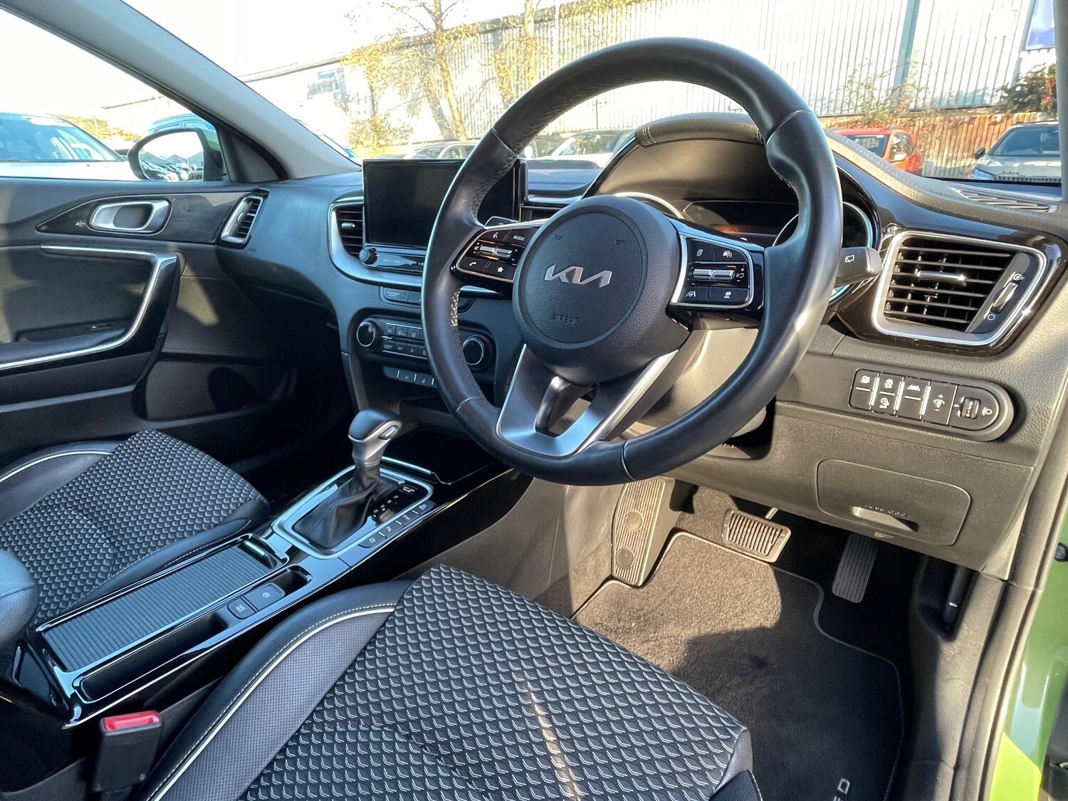 Used Kia XCeed 2023 for sale - 76953225: Photo 36