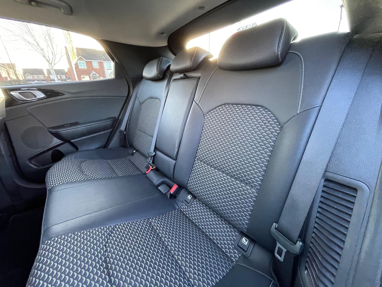 Used Kia XCeed 2023 for sale - 76953225: Photo 60