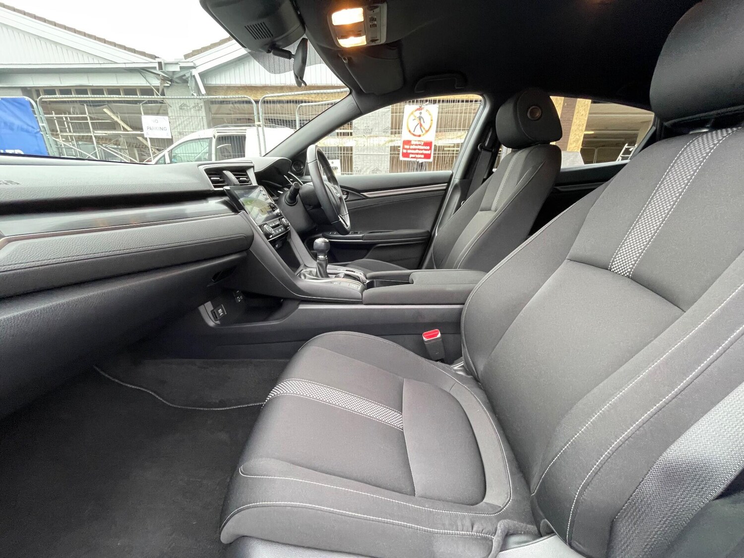 Used Honda Civic 2021 for sale - 76585261: Photo 56