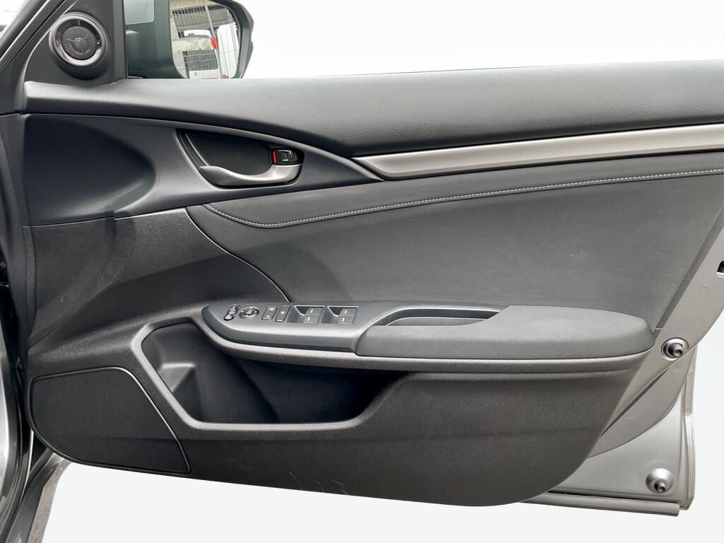 Used Honda Civic 2021 for sale - 76585261: Photo 8