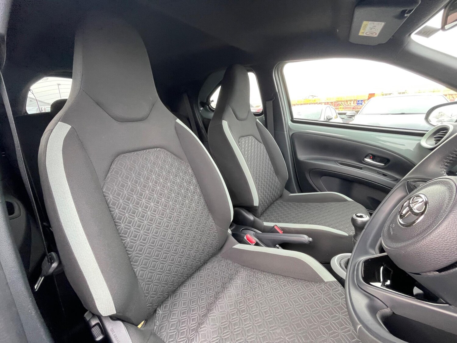 Used Toyota Aygo X 2024 for sale - 77468812: Photo 32