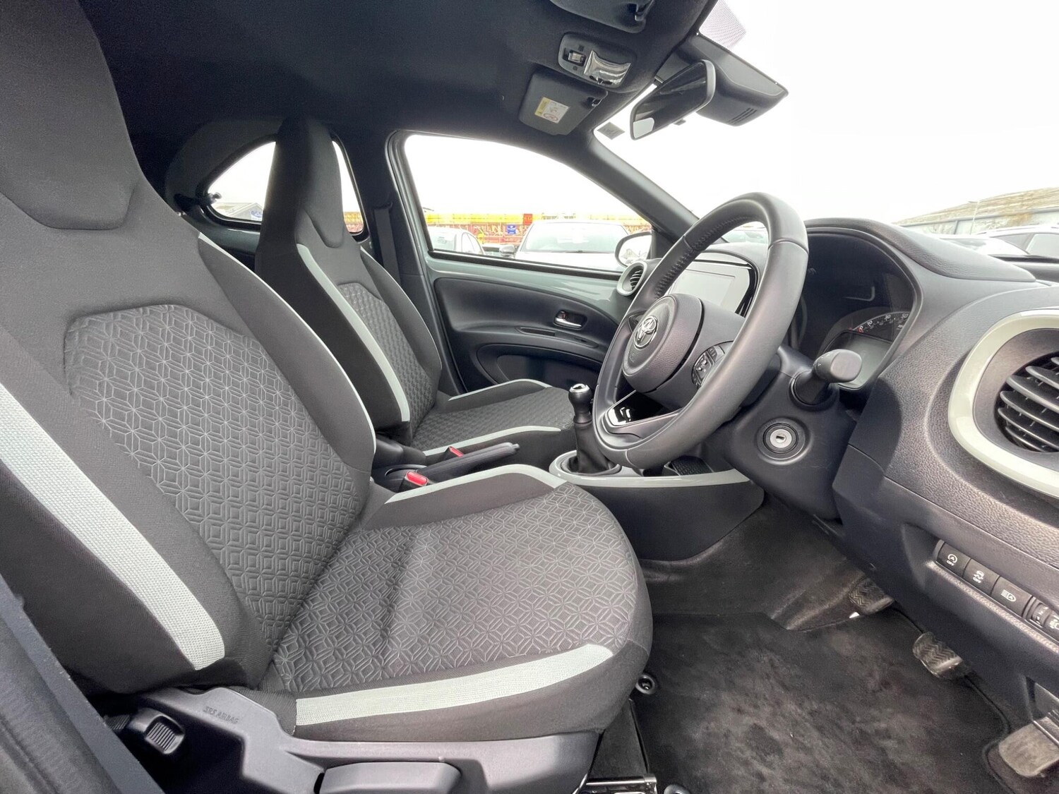 Used Toyota Aygo X 2024 for sale - 77468812: Photo 33