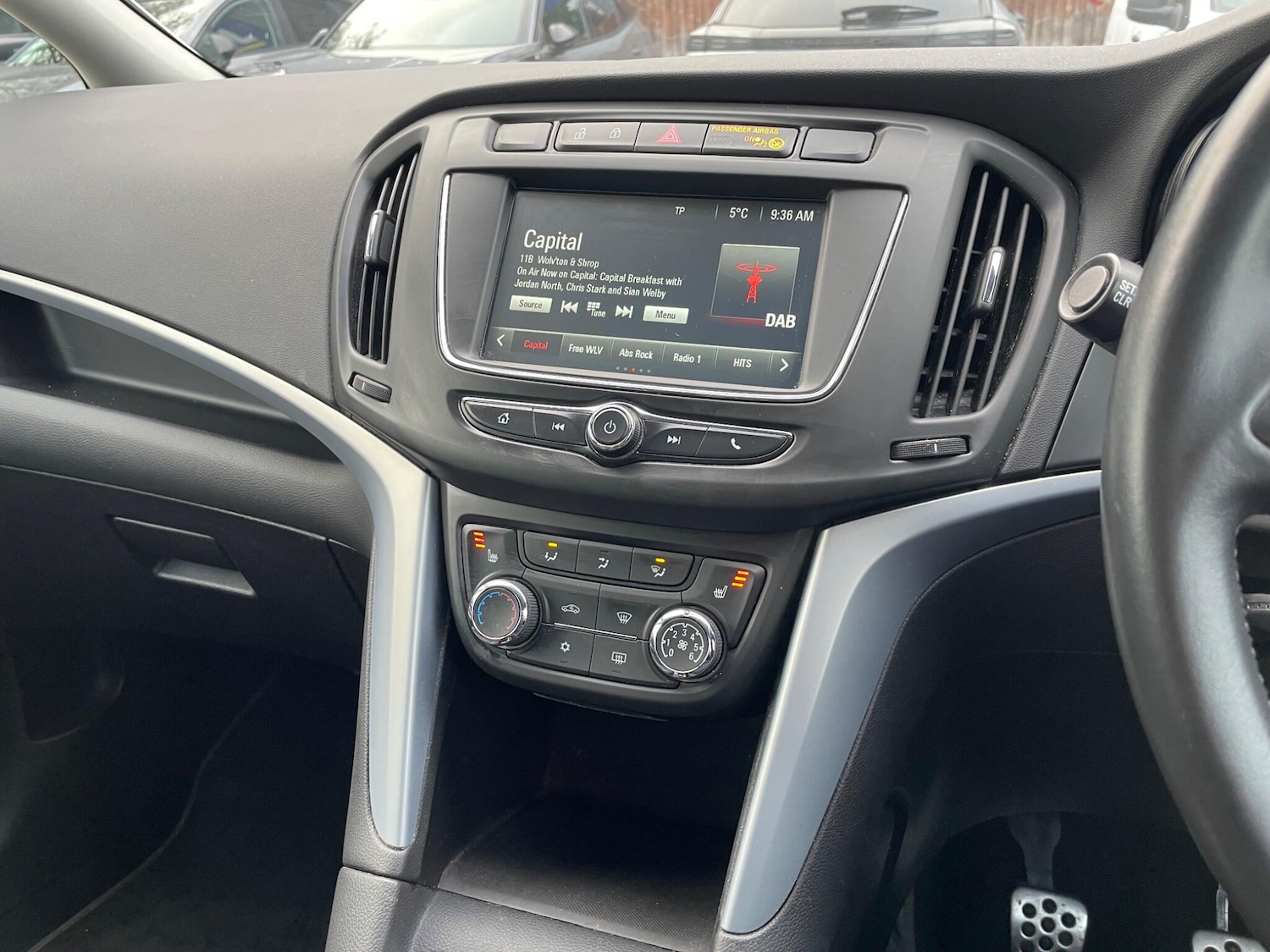 Used Vauxhall Zafira Tourer 2018 for sale - 77230298: Photo 43