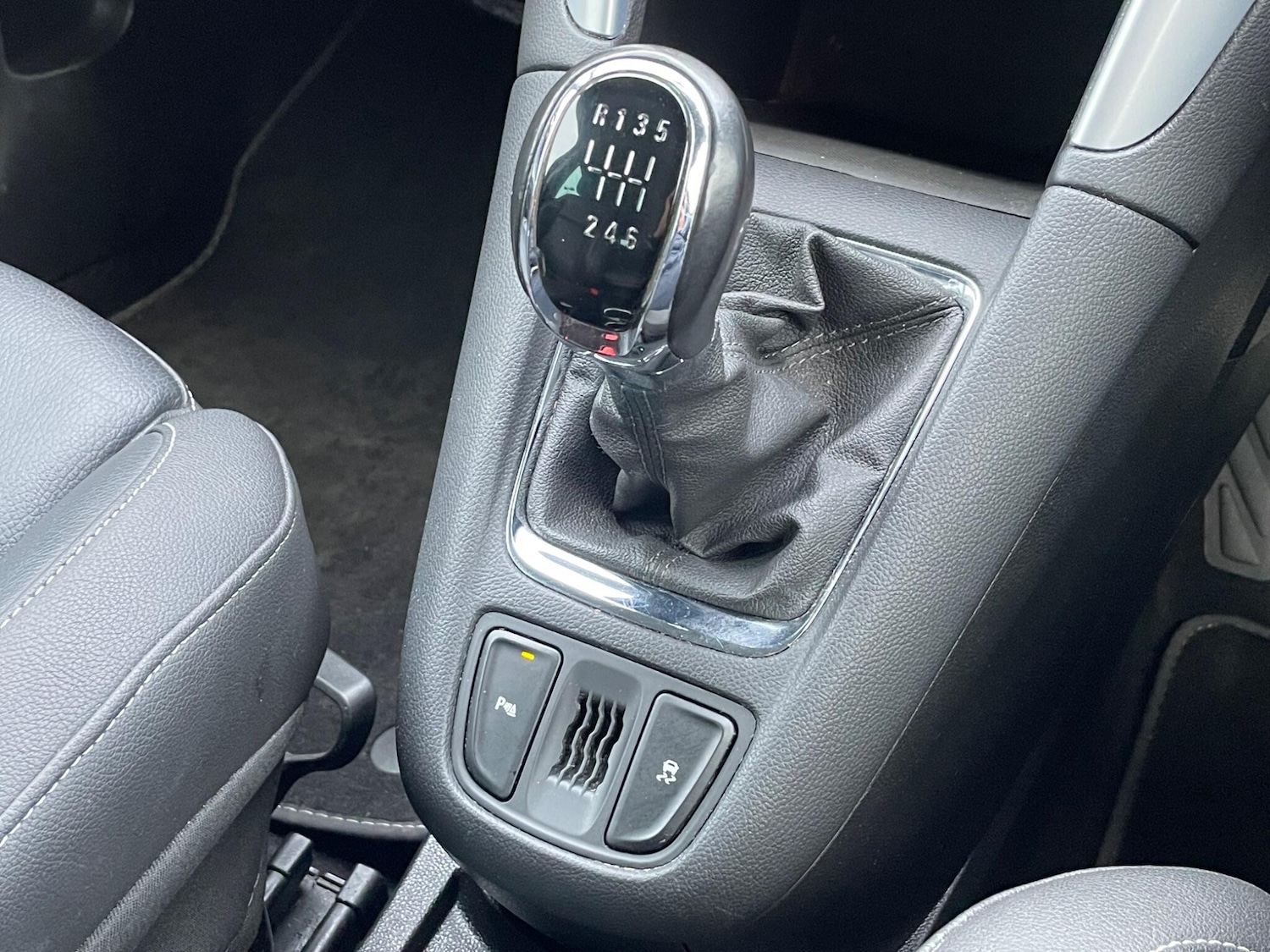 Used Vauxhall Zafira Tourer 2018 for sale - 77230298: Photo 48