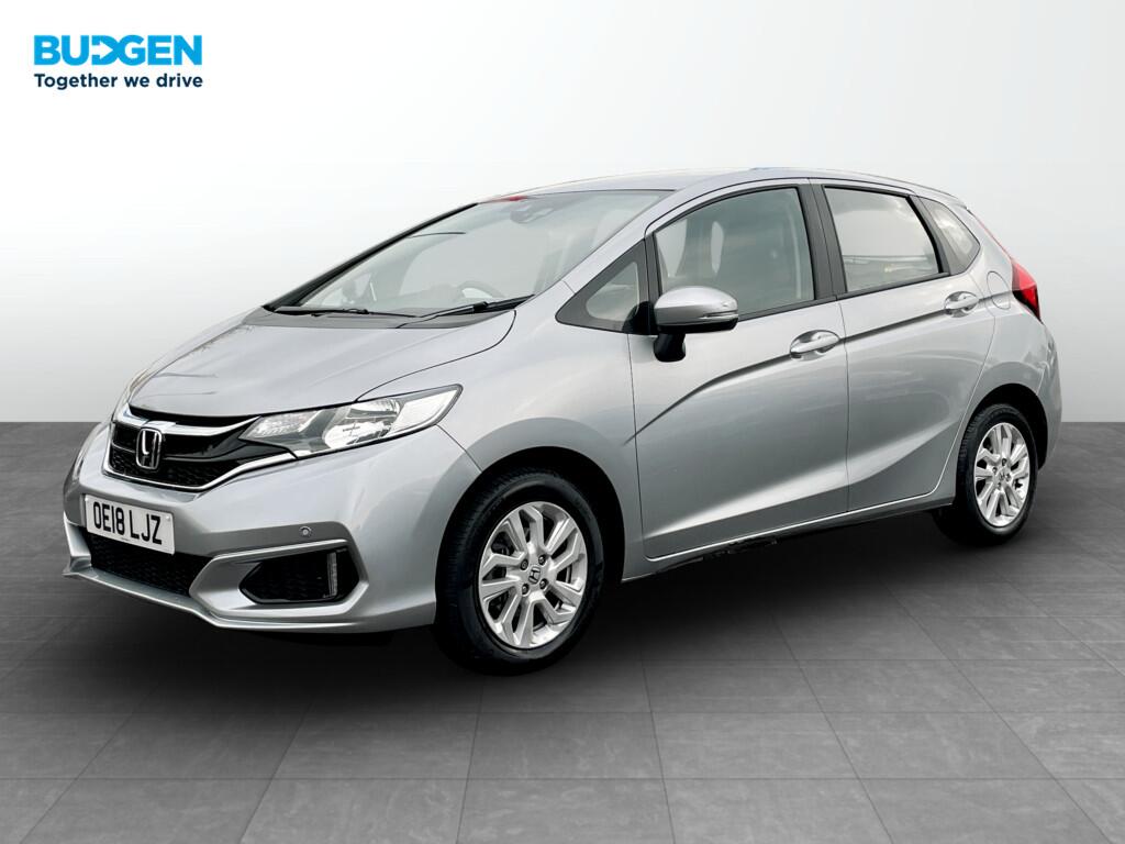 Used Honda Jazz 2018 for sale - 76472234: Photo 3