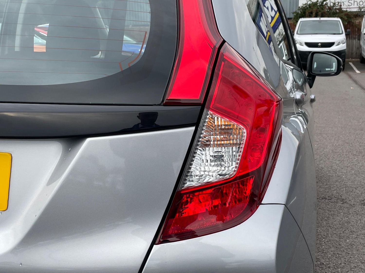 Used Honda Jazz 2018 for sale - 76472234: Photo 30