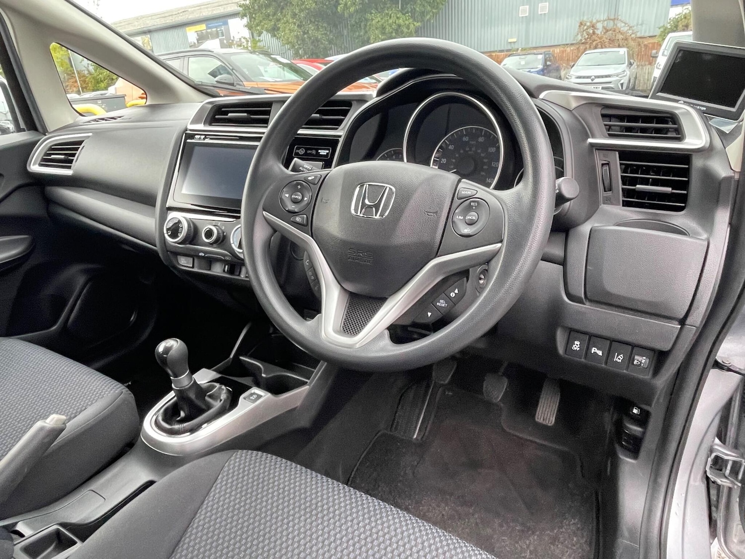 Used Honda Jazz 2018 for sale - 76472234: Photo 38