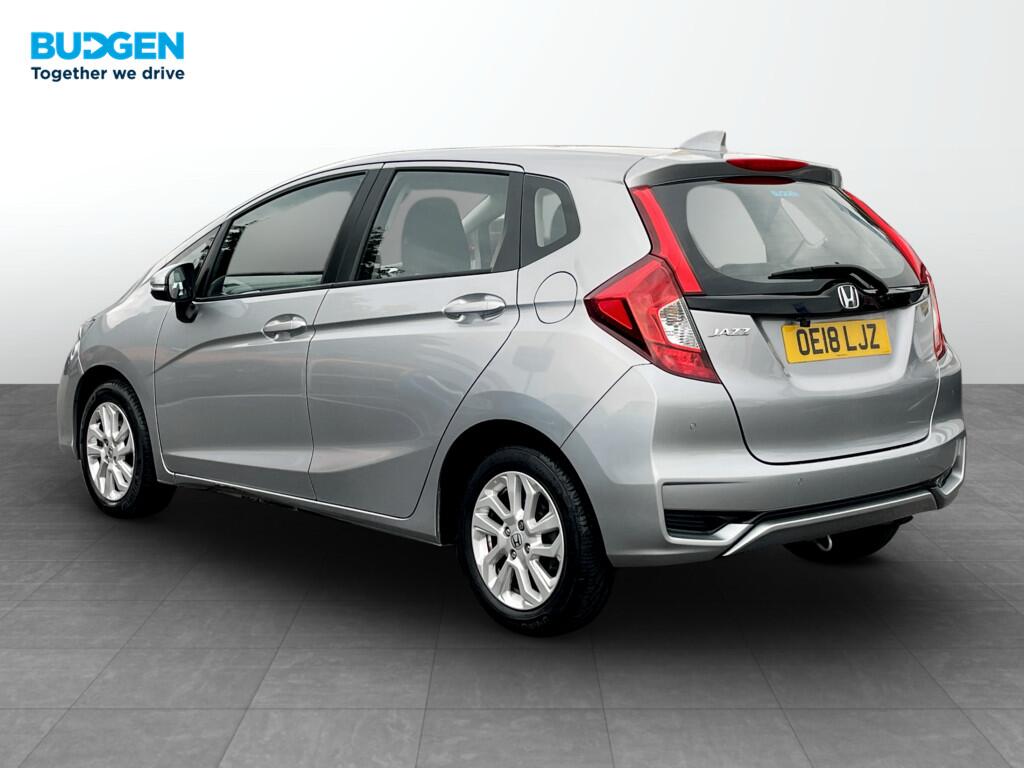 Used Honda Jazz 2018 for sale - 76472234: Photo 4