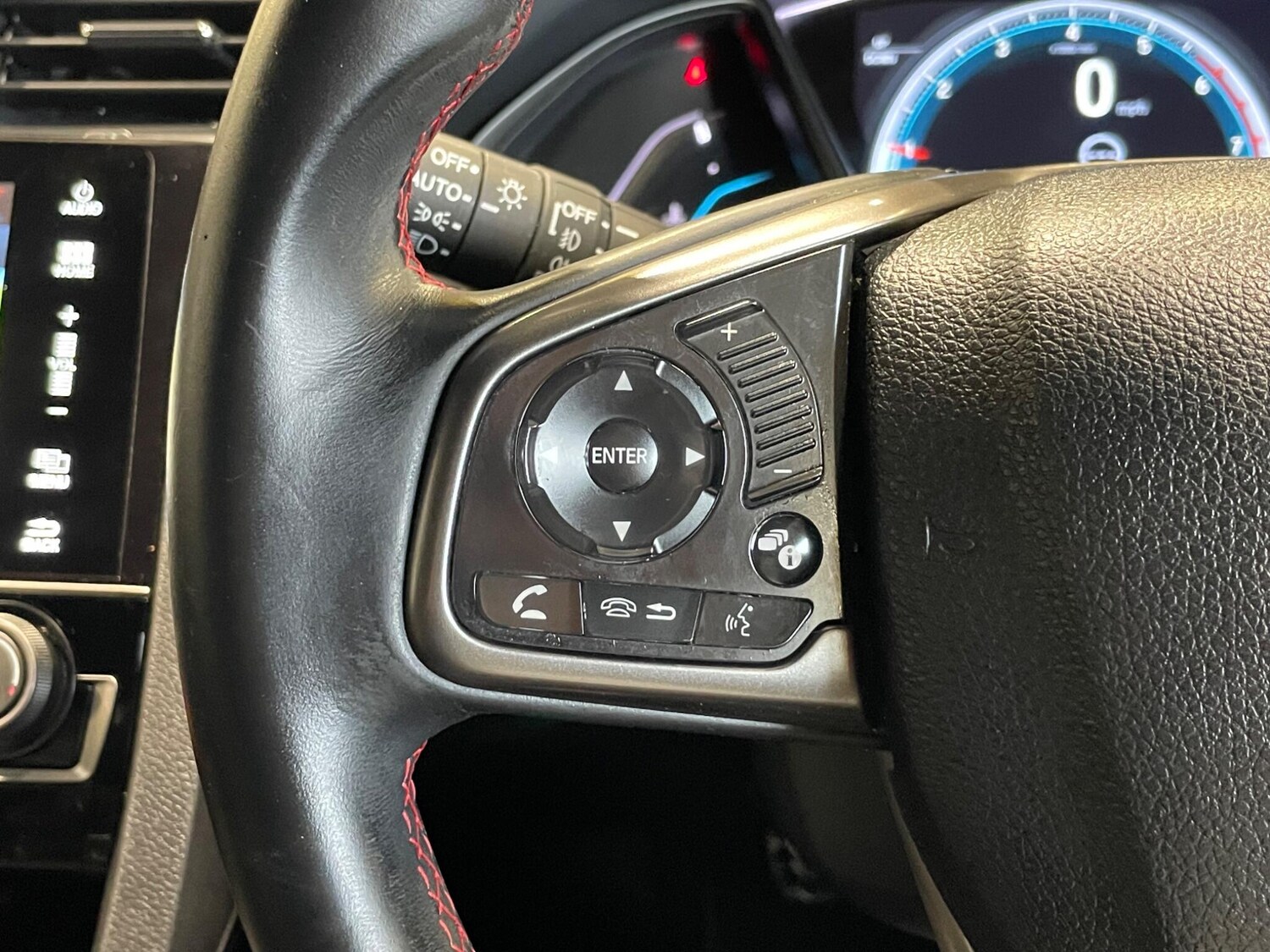 Used Honda Civic 2019 for sale - 75729592: Photo 39