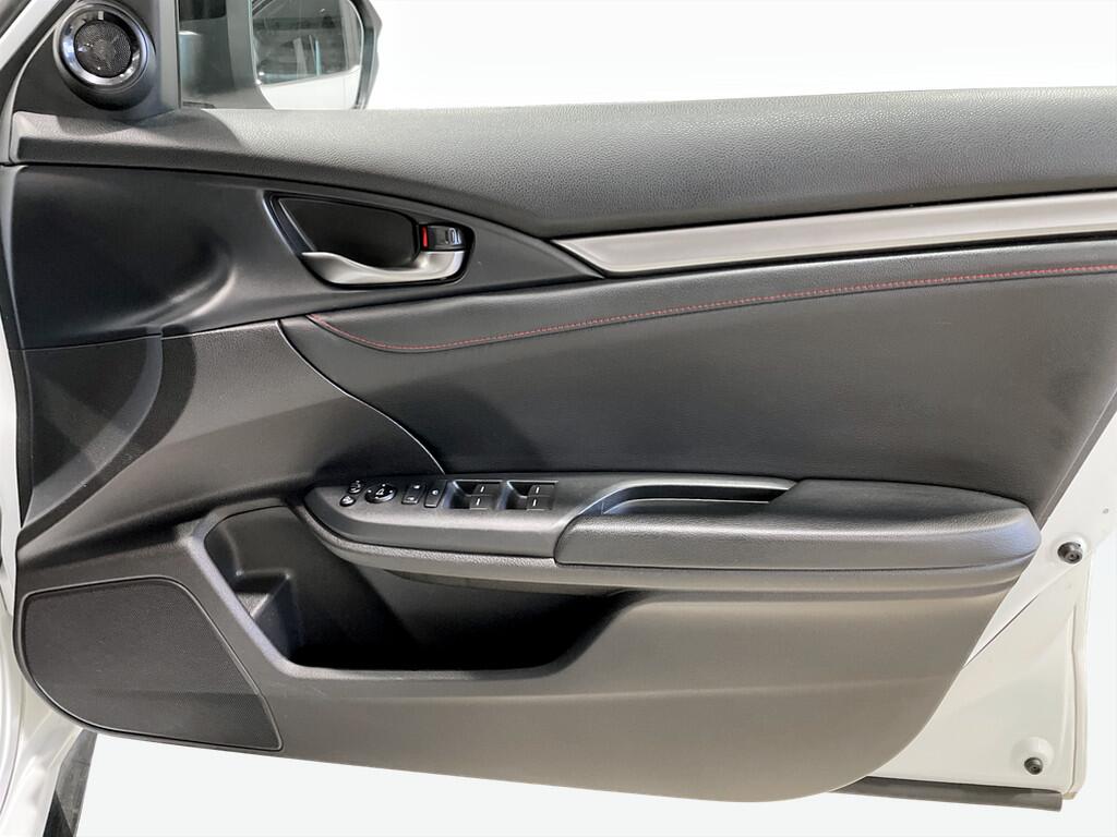 Used Honda Civic 2019 for sale - 75729592: Photo 8