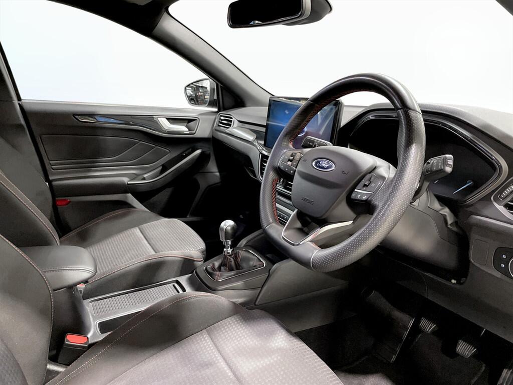 Used Ford Focus 2023 for sale - 76645228: Photo 10