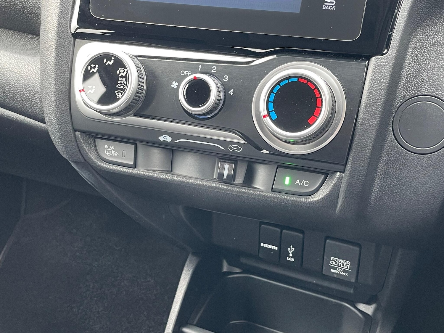 Used Honda Jazz 2018 for sale - 75789523: Photo 49