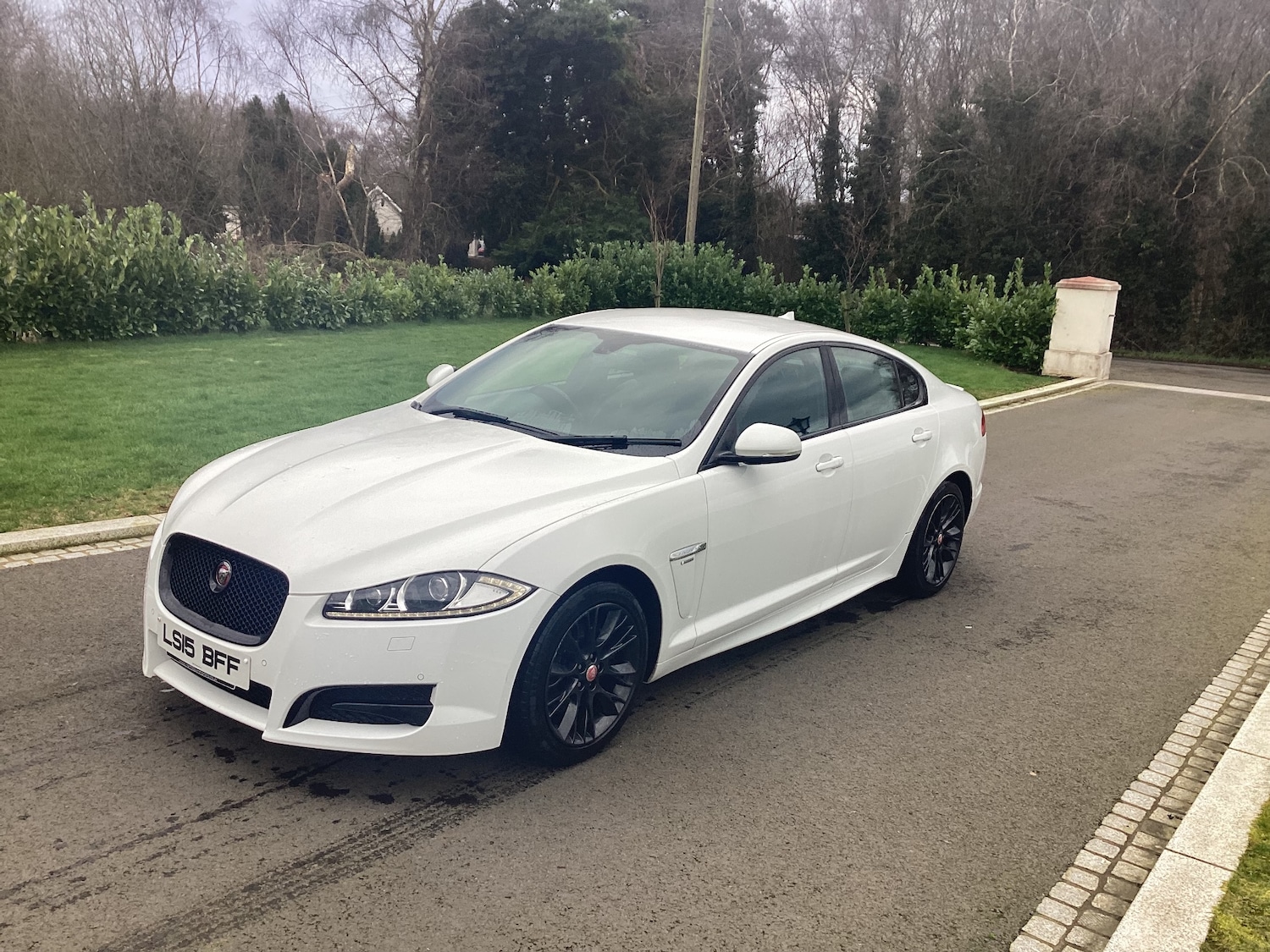 Used Jaguar XF 2015 for sale - 77653597: Photo 2