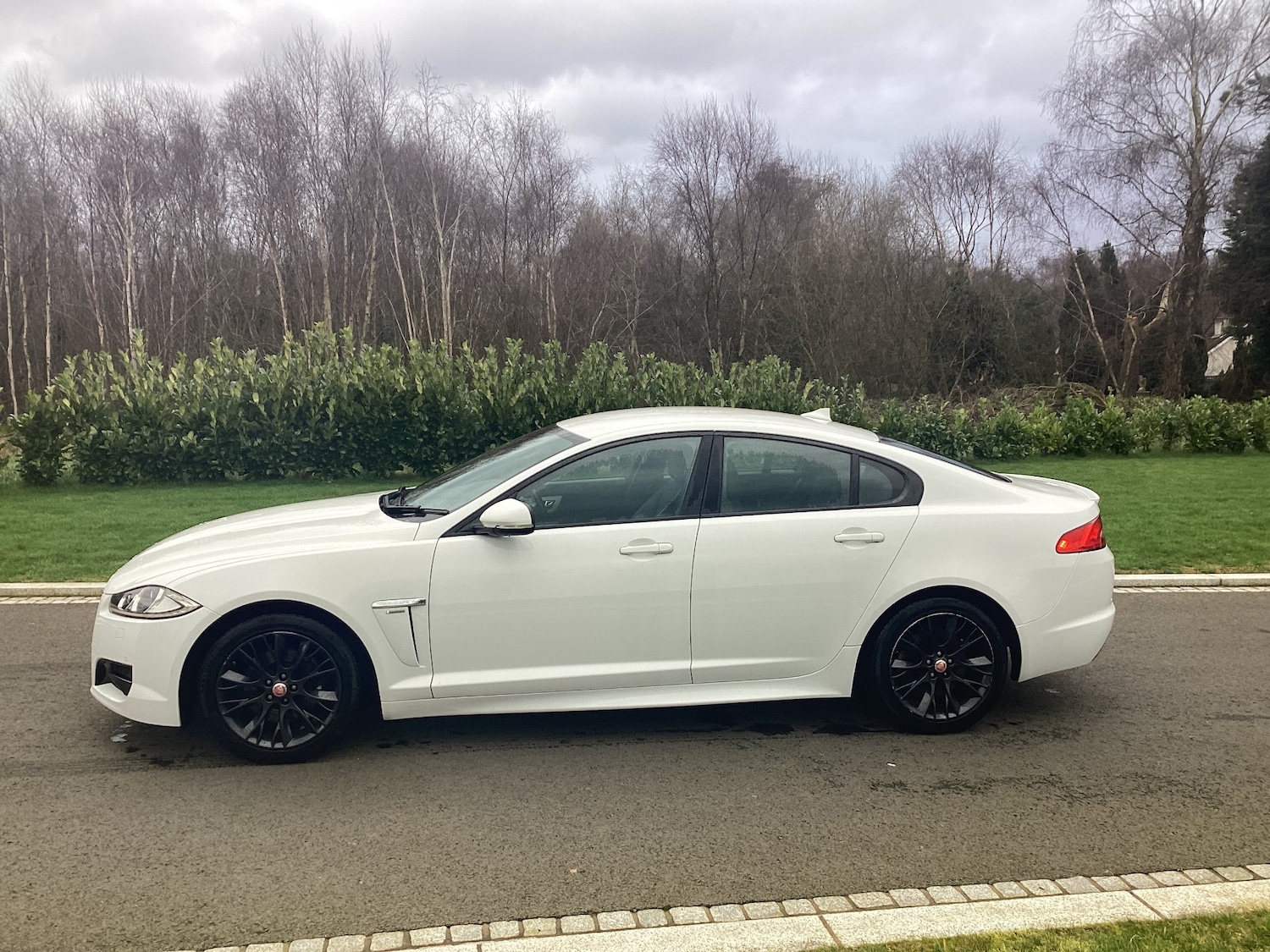 Used Jaguar XF 2015 for sale - 77653597: Photo 4