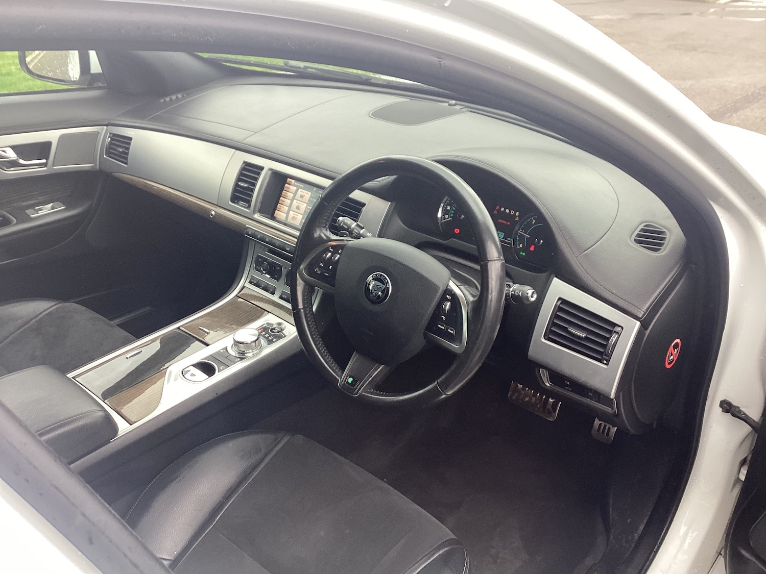 Used Jaguar XF 2015 for sale - 77653597: Photo 9