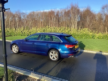 Used Audi A4 2017 for sale - 77535845: Photo