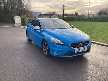 Used Volvo V40 2016 for sale - 77535852: Photo