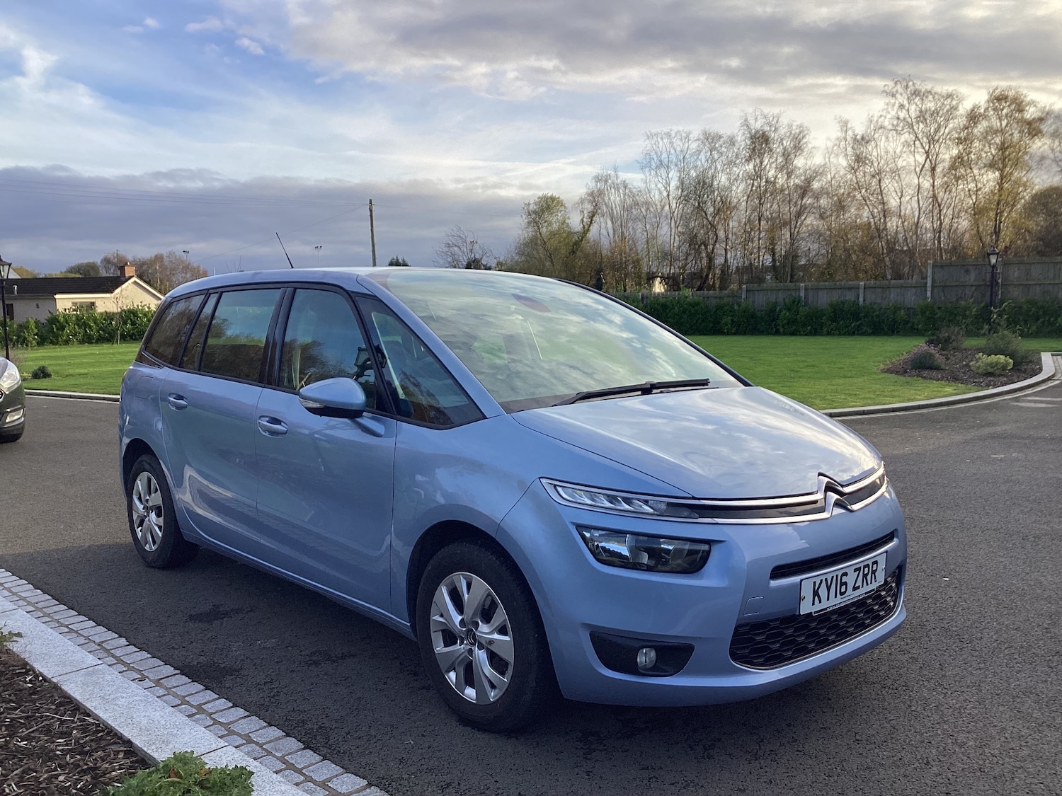 Used Citroen Grand C4 Picasso 2016 for sale - 77536103: Photo 5