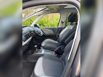 Used Citroen Grand C4 Picasso 2018 for sale - 77536099: Photo