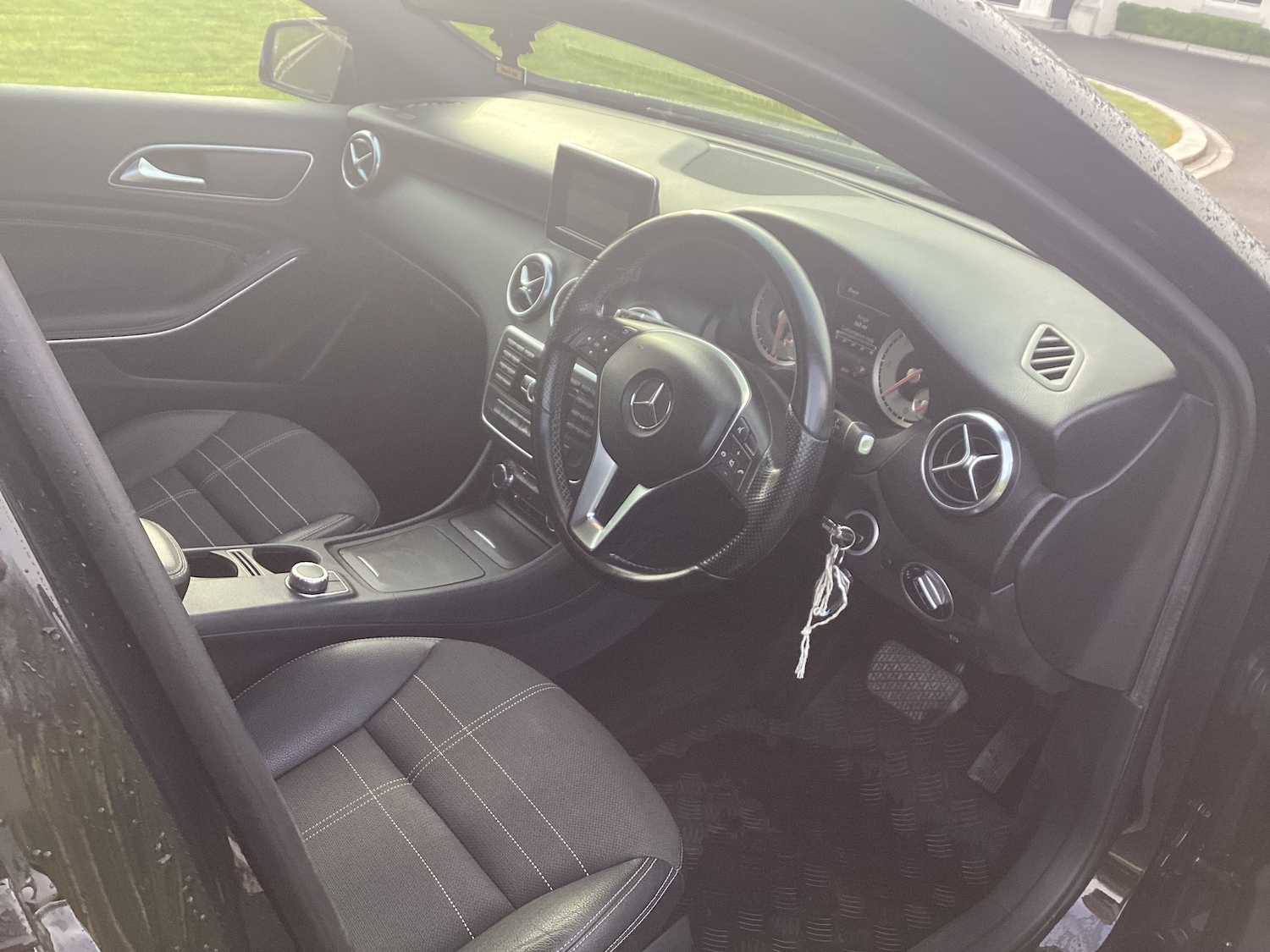 Used Mercedes-Benz A-Class 2015 for sale - 77848163: Photo 8