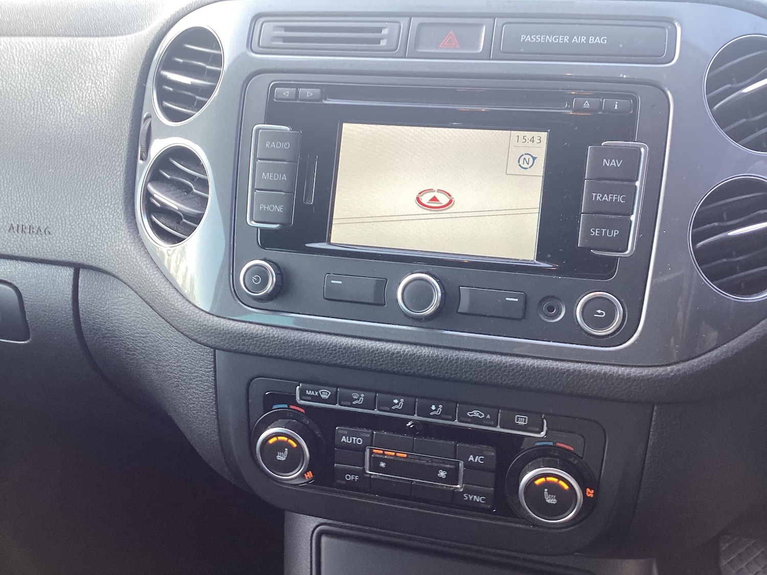 Used Volkswagen Tiguan 2015 for sale - 77953798: Photo 14