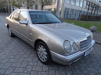 Used Mercedes-Benz E Class 1997 for sale - 78085111: Photo