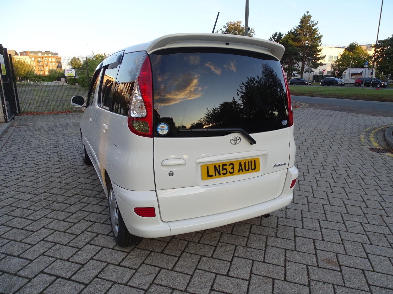 Used Toyota Yaris 2004 for sale - 76951330: Photo 10