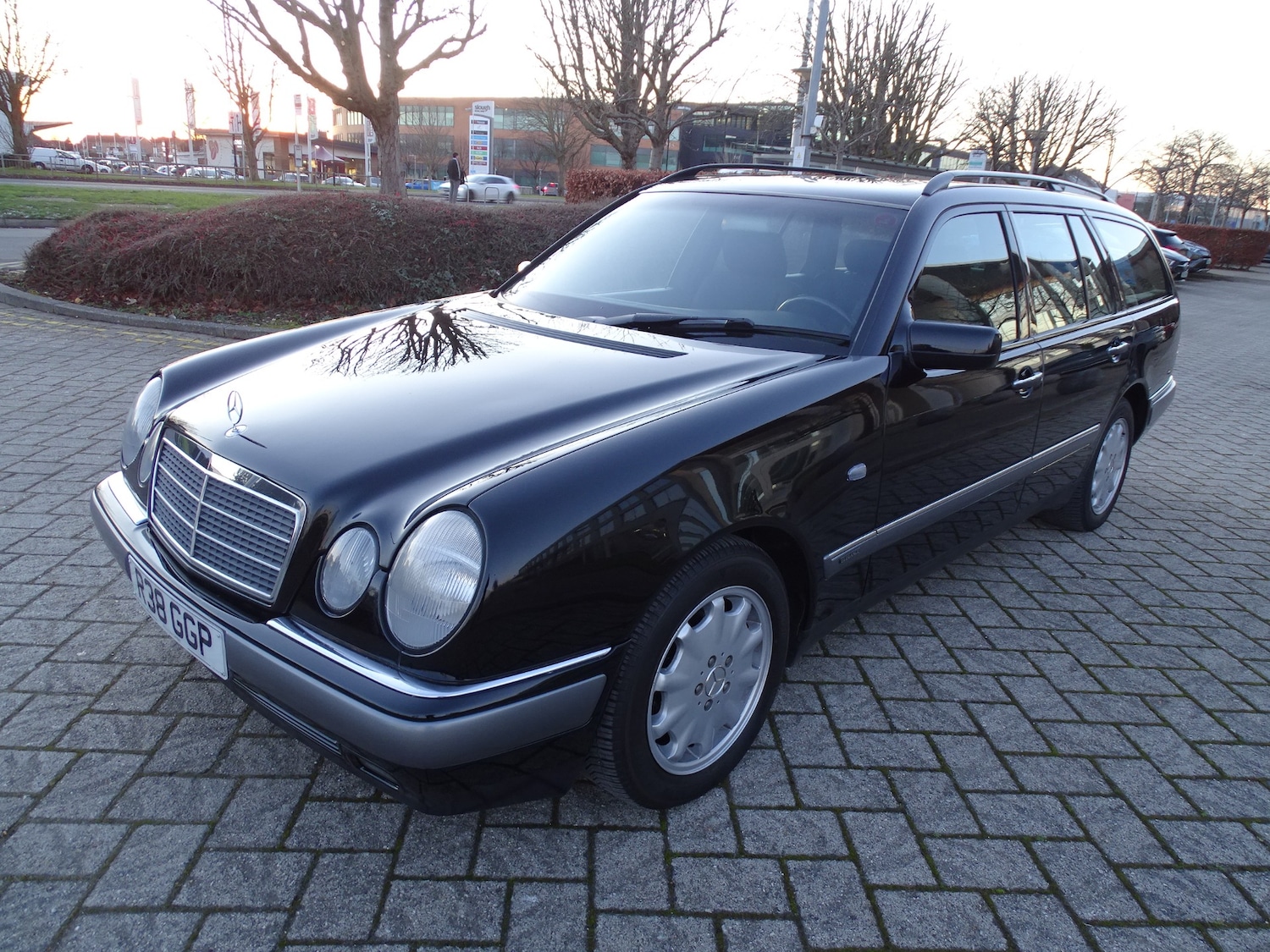 Used Mercedes-Benz E Class 1998 for sale - 76951389: Photo 15