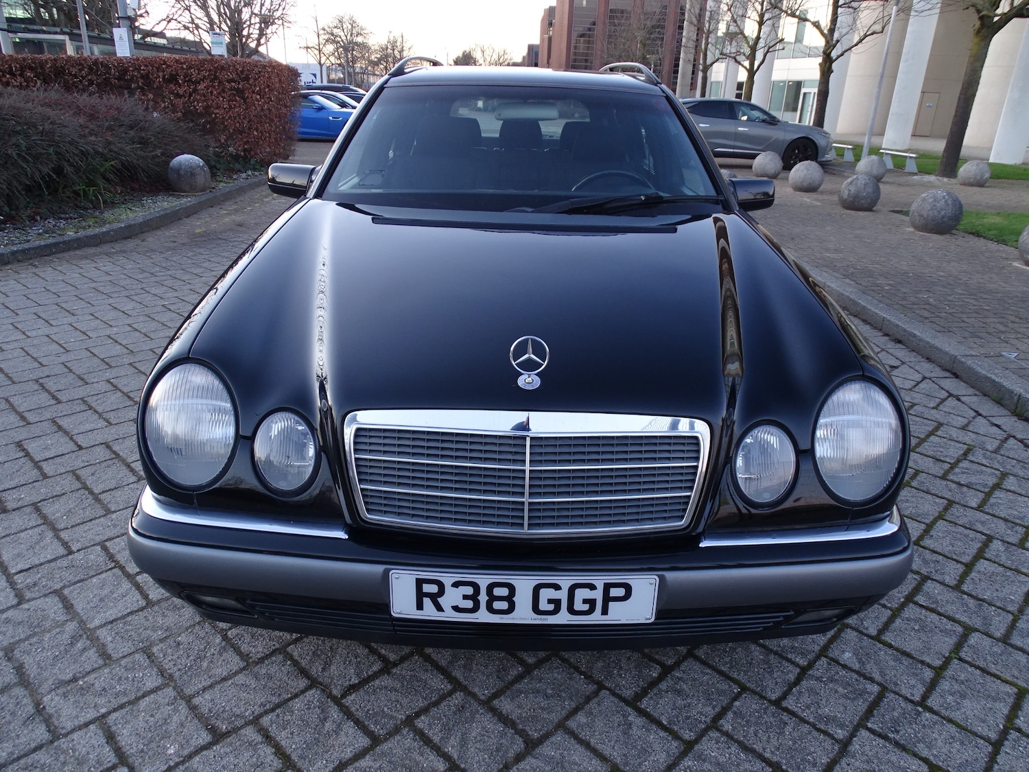 Used Mercedes-Benz E Class 1998 for sale - 76951389: Photo 18