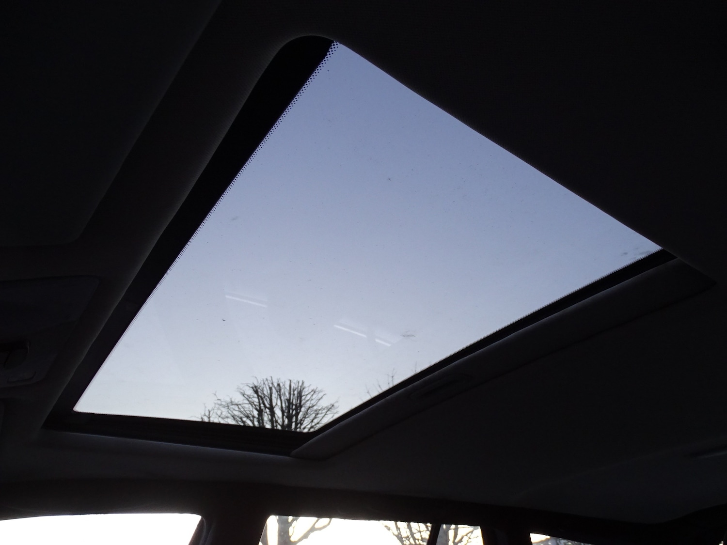 Used Mercedes-Benz E Class 1998 for sale - 76951389: Photo 28