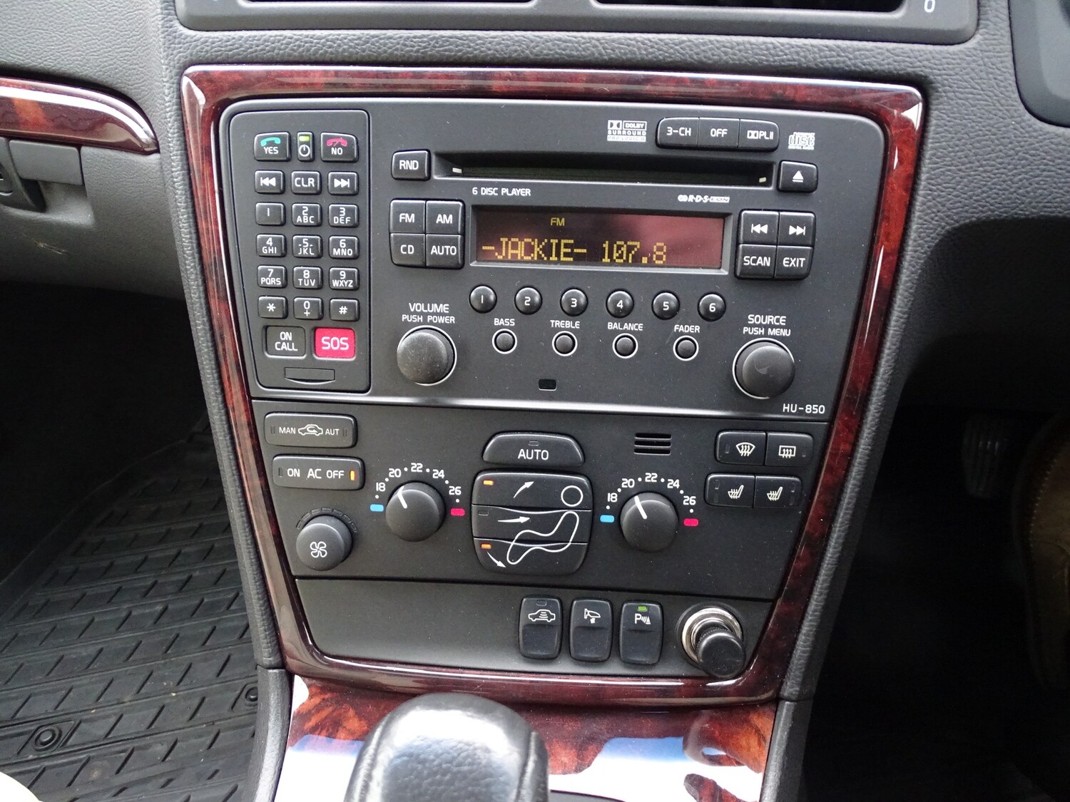 Used Volvo V70 2006 for sale - 77101418: Photo 23