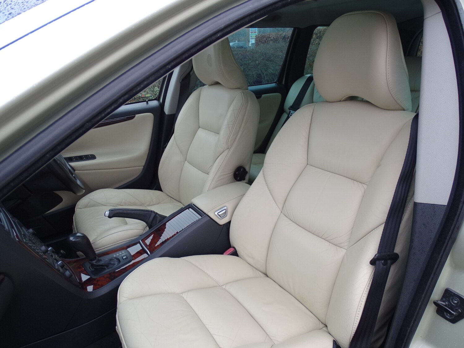 Used Volvo V70 2006 for sale - 77101418: Photo 28