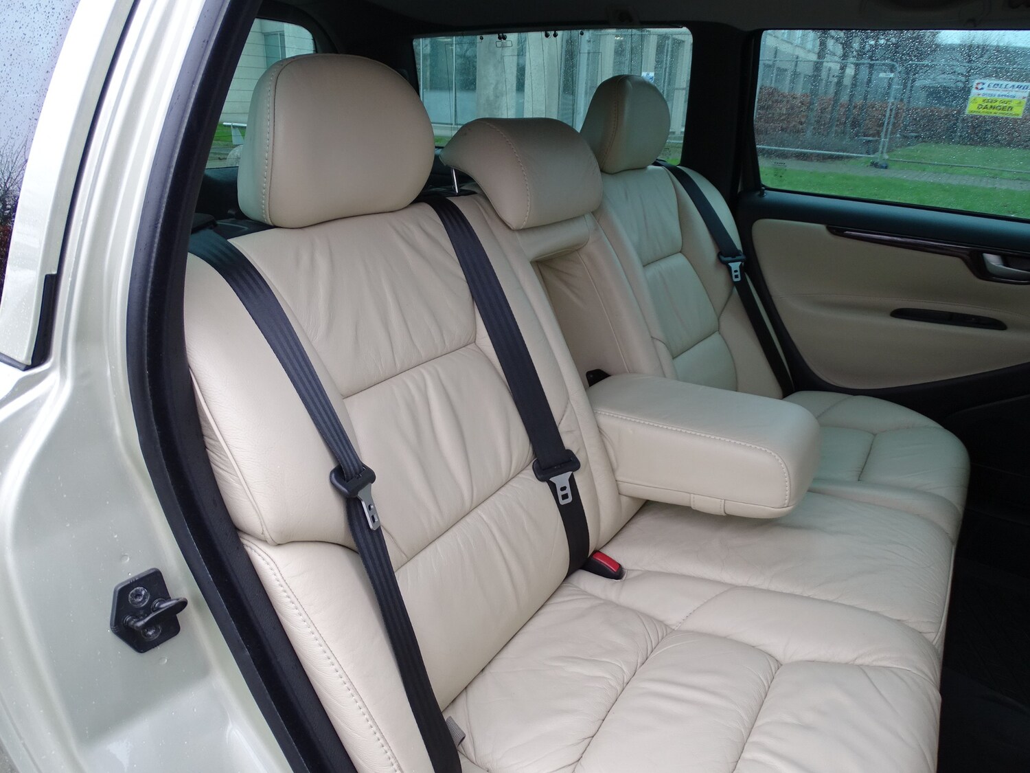 Used Volvo V70 2006 for sale - 77101418: Photo 30