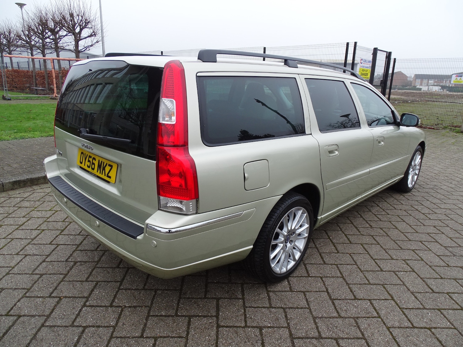 Used Volvo V70 2006 for sale - 77101418: Photo 7
