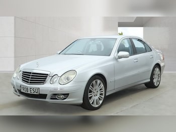 Used Mercedes-Benz E Class 2008 for sale - 78830920: Photo