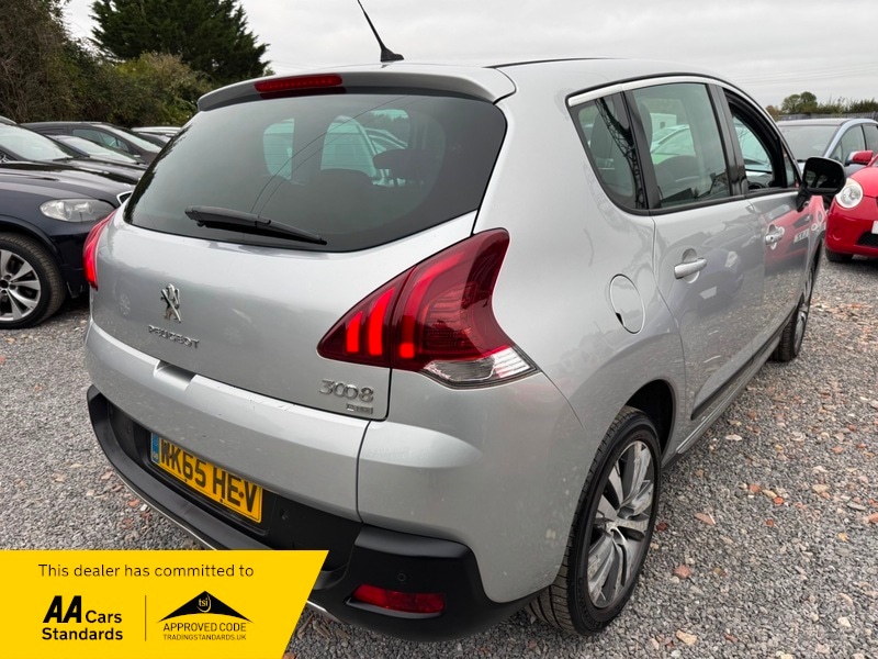 Used Peugeot 3008 2015 for sale - 76267572: Photo 4