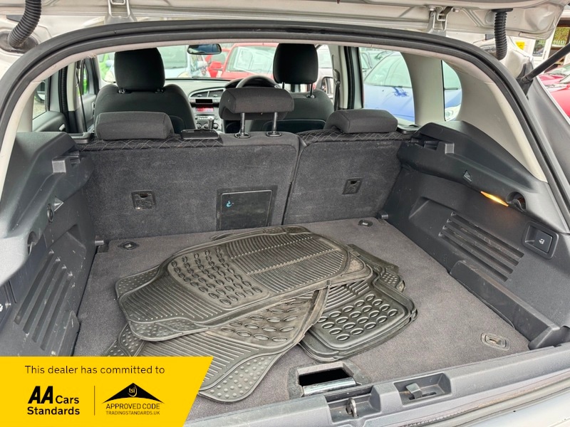 Used Peugeot 3008 2015 for sale - 76267572: Photo 9