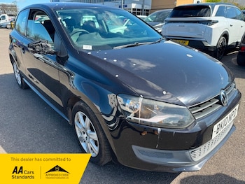 Used Volkswagen Polo 2010 for sale - 78140950: Photo