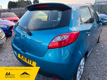Used Mazda Mazda2 2011 for sale - 77188998: Photo