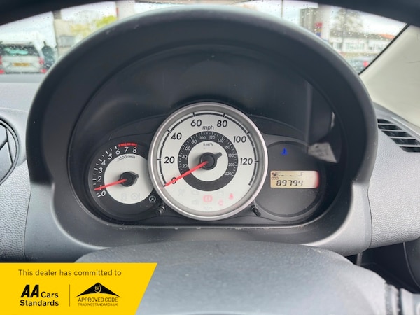 Used Mazda Mazda2 2009 for sale - 74379307: Photo 6