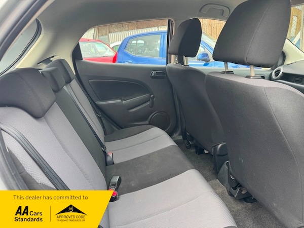 Used Mazda Mazda2 2009 for sale - 74379307: Photo 7