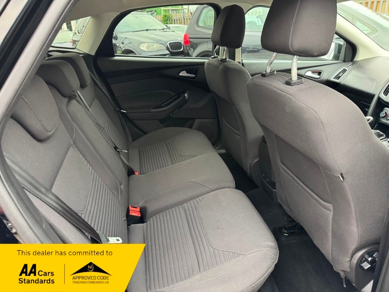 Used Ford Focus 2015 for sale - 76093093: Photo 10