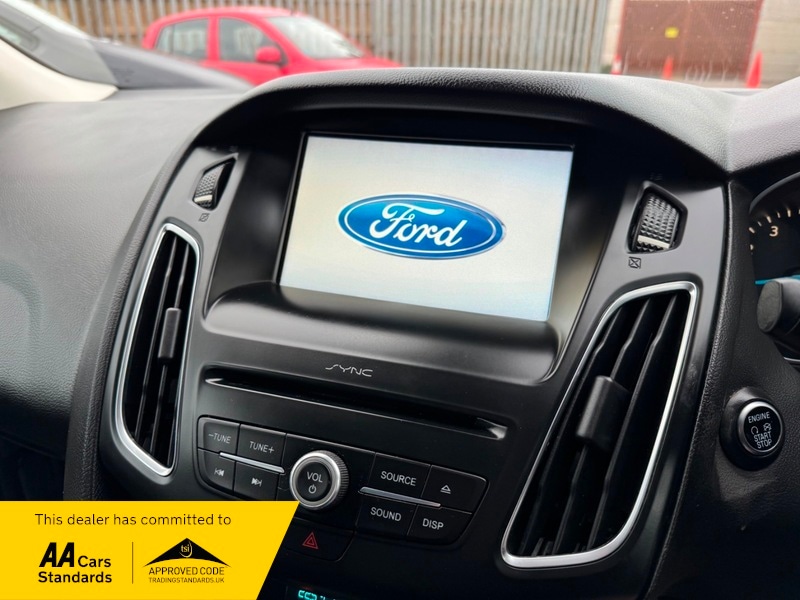 Used Ford Focus 2015 for sale - 76093093: Photo 6