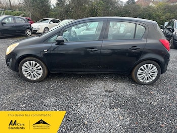 Used Vauxhall Corsa 2011 for sale - 77609640: Photo