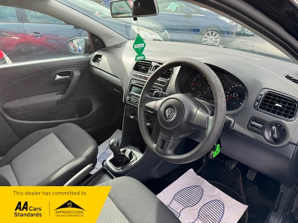 Used Volkswagen Polo 2013 for sale - 75360000: Photo 5