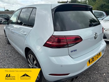 Used Volkswagen Golf 2017 for sale - 78875984: Photo