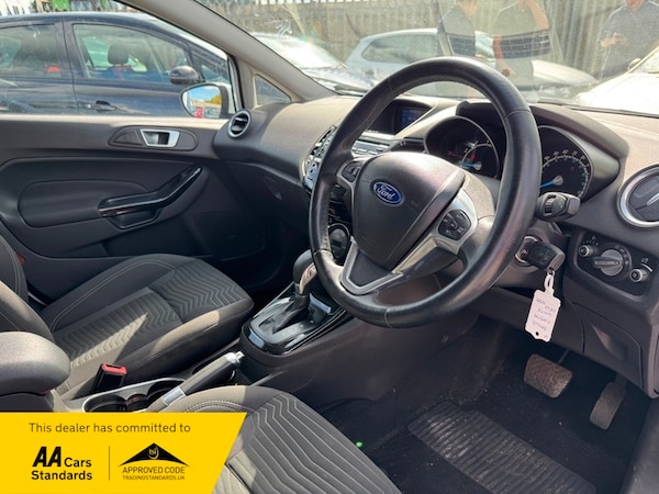 Used Ford Fiesta 2013 for sale - 76119454: Photo 5