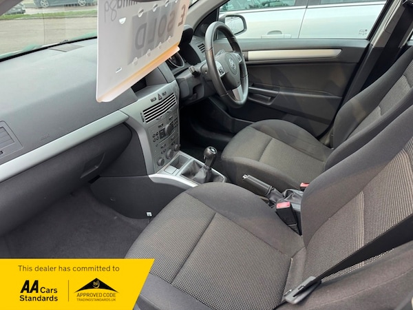 Used Vauxhall Astra 2008 for sale - 73272319: Photo 6